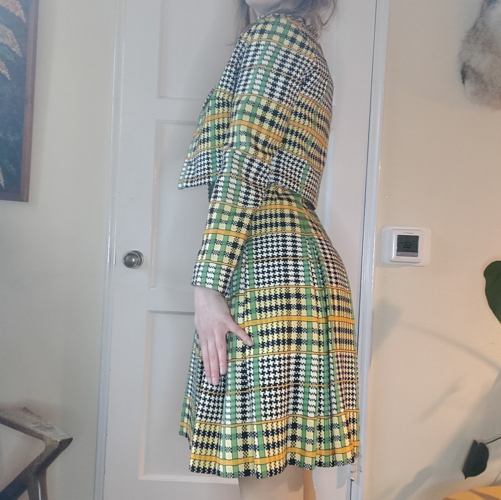 Vintage Plaid Skirt And Jacket Set - Picture 13 of 15